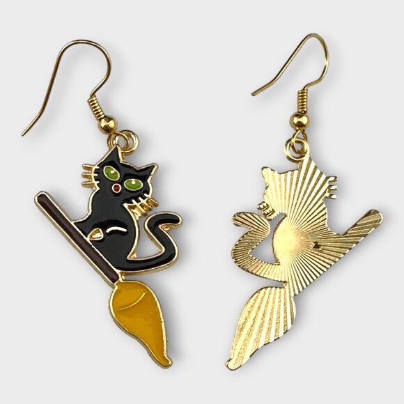 Black Halloween Cat Earrings Enamel Gold Tone Gold Plated Ear Wires - Picture 3 of 4